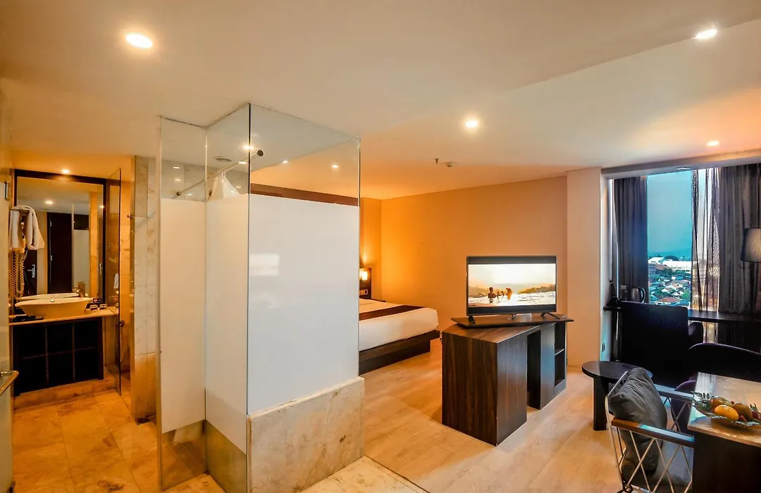 Grand Edge Hotel Semarang-1